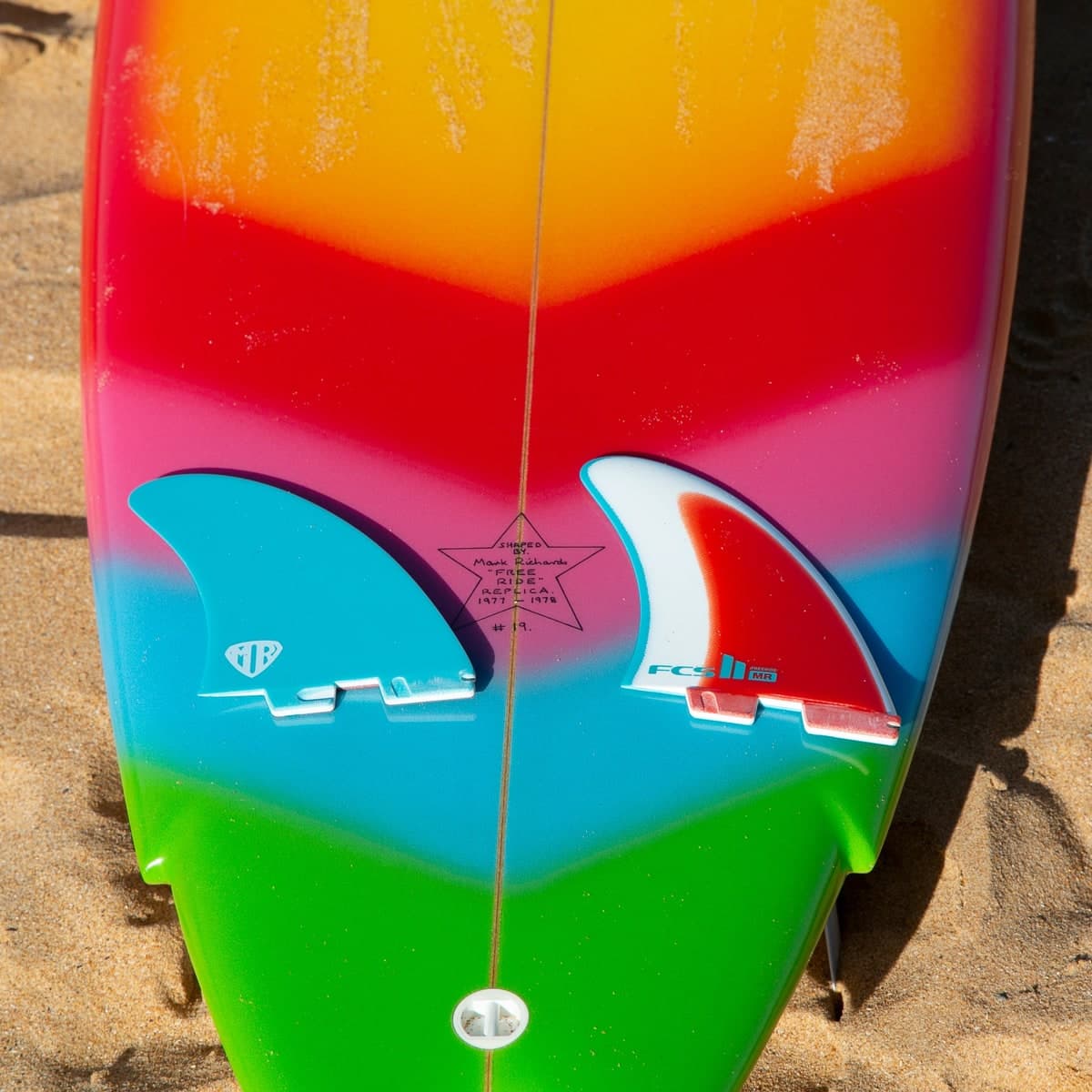 FCS FCS II Mark Richards Freeride Twin Fins (L-XL / Performance Glass / Blue/Red/White) photo 4