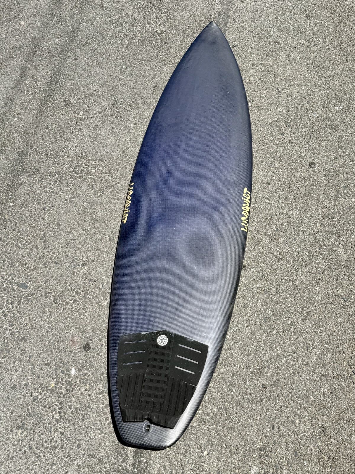 Used Lundquist Five Horizons Bonzer shortboard surfboard, 6'4" x 20" x 2 5/8", bonzer setup, board #4422310NR — custom shaped in San Clemente, California